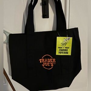 Trader Joe’s Trick or Treat mini tote